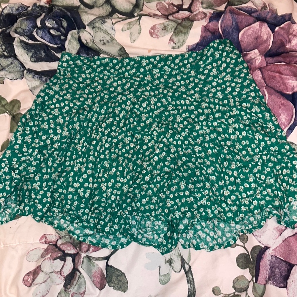 Flowy Hollister green flower skirt